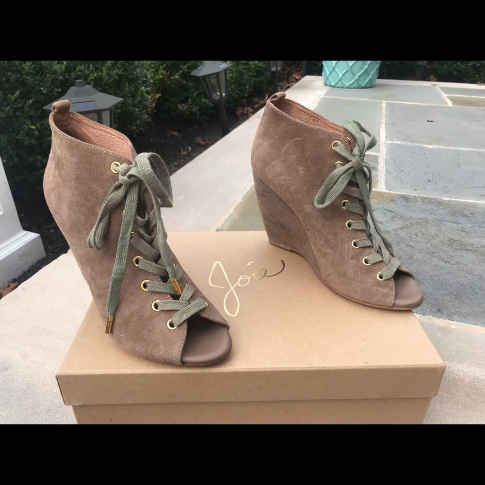 Joie booties